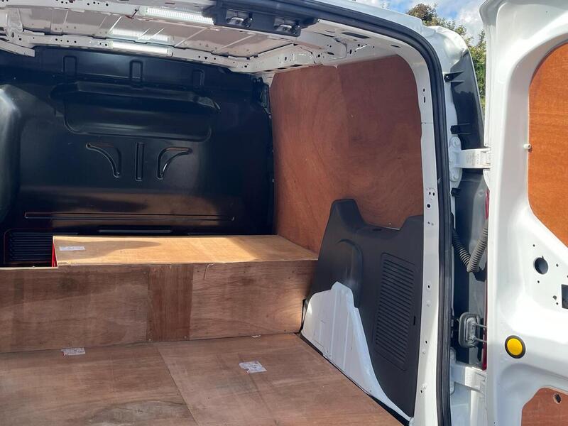 Ford Transit Connect 200 EcoBlue Trend - U15239