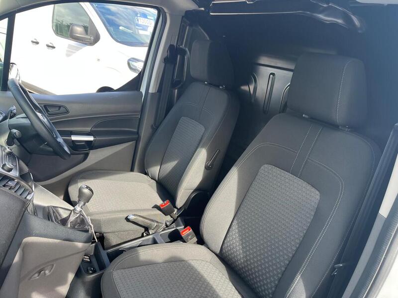 Ford Transit Connect 200 EcoBlue Trend - U15239