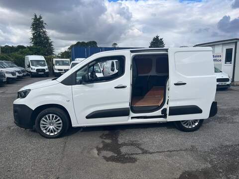 Peugeot Partner BlueHDi 650 Professional Premium - U15248