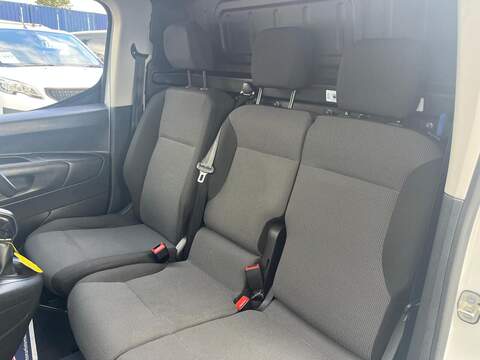 Peugeot Partner BlueHDi 650 Professional Premium - U15248