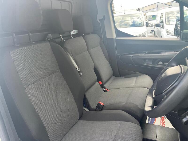 Peugeot Partner BlueHDi 650 Professional Premium - U15248