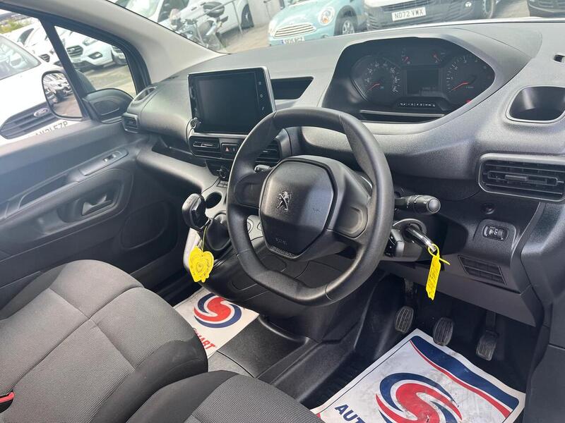 Peugeot Partner BlueHDi 650 Professional Premium - U15248