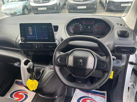 Peugeot Partner BlueHDi 650 Professional Premium - U15248