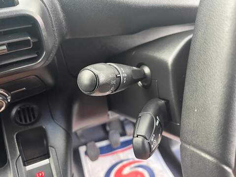 Peugeot Partner BlueHDi 650 Professional Premium - U15248
