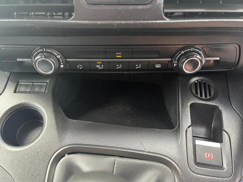 Peugeot Partner BlueHDi 650 Professional Premium - U15248