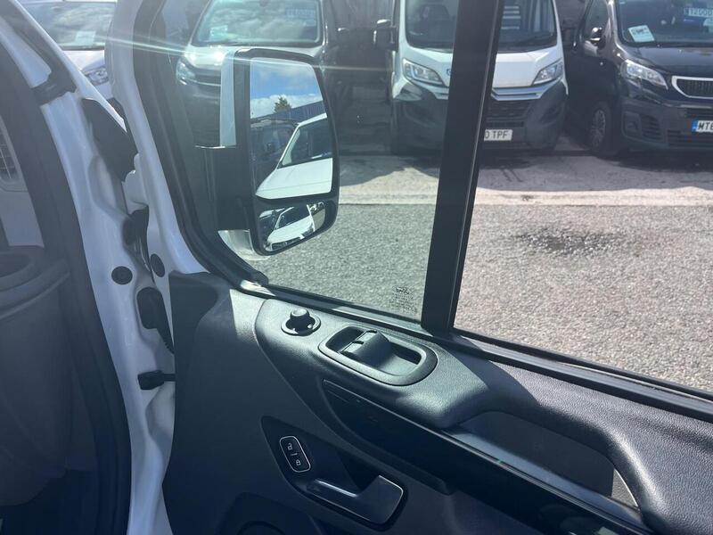 Ford Transit Custom 320 EcoBlue Limited - U15258