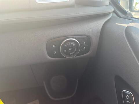 Ford Transit Custom 320 EcoBlue Limited - U15258