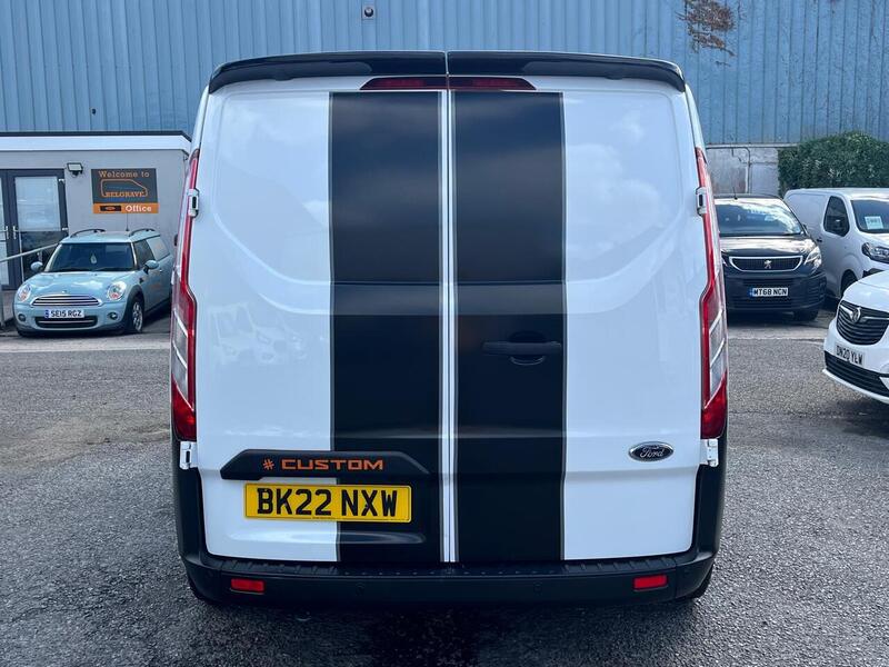 Ford Transit Custom 300 EcoBlue Leader - U15261