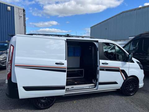 Ford Transit Custom 300 EcoBlue Leader - U15261