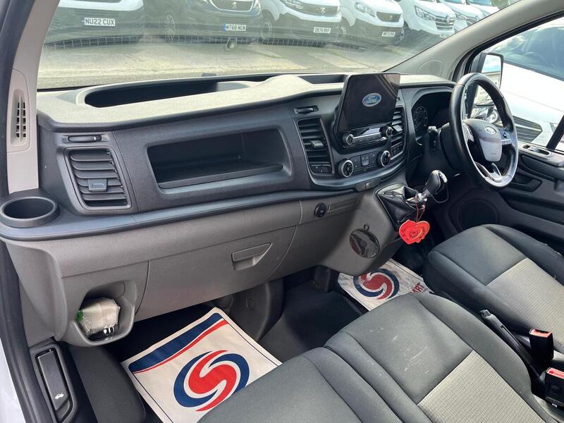 Ford Transit Custom 300 EcoBlue Leader - U15261