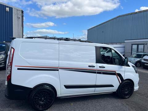 Ford Transit Custom 300 EcoBlue Leader - U15261