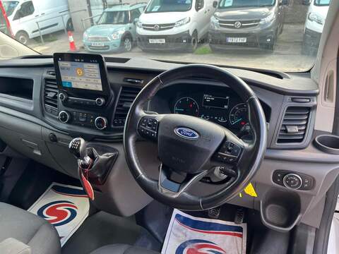 Ford Transit Custom 300 EcoBlue Leader - U15261