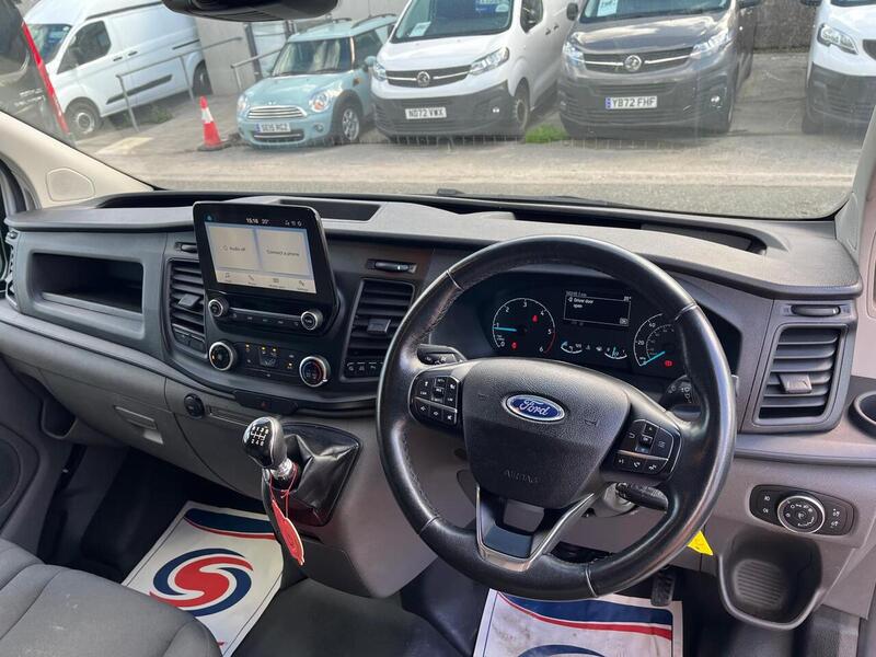 Ford Transit Custom 300 EcoBlue Leader - U15261