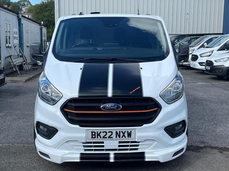 Ford Transit Custom 300 EcoBlue Leader - U15261