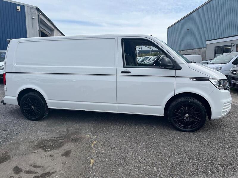 Volkswagen Transporter TDI T30 Startline - U15275