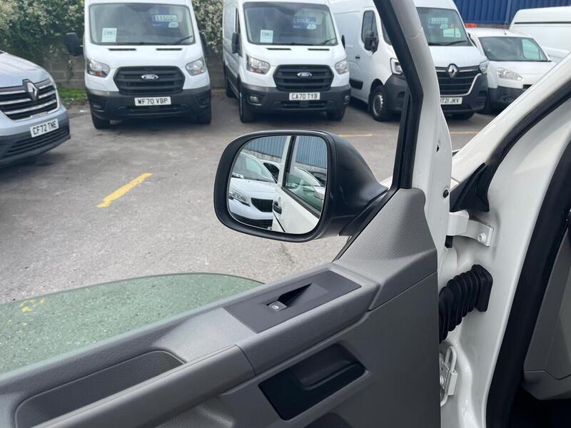 Volkswagen Transporter TDI T30 Startline - U15275