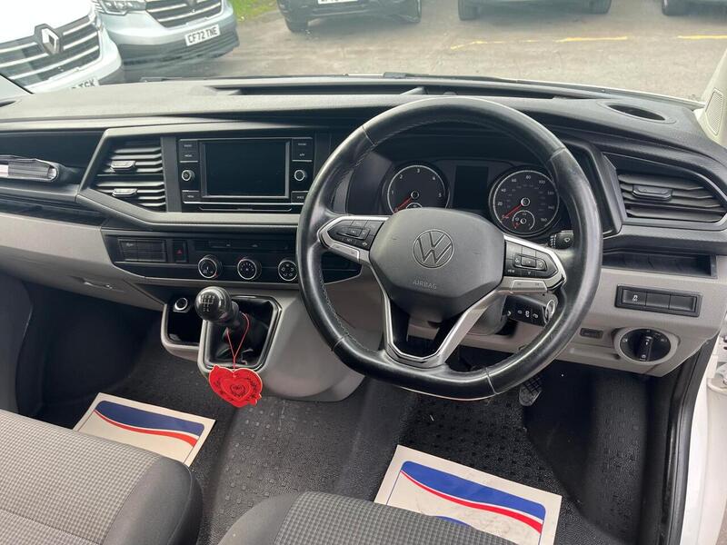 Volkswagen Transporter TDI T30 Startline - U15275