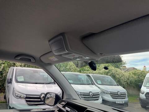 Volkswagen Transporter TDI T30 Startline - U15275