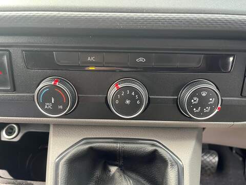 Volkswagen Transporter TDI T30 Startline - U15275