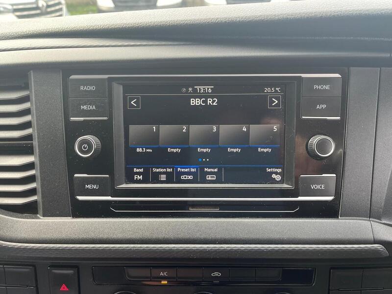 Volkswagen Transporter TDI T30 Startline - U15275