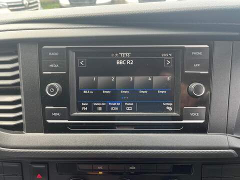 Volkswagen Transporter TDI T30 Startline - U15275