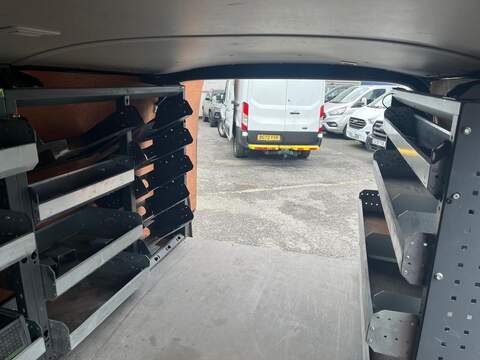 Volkswagen Transporter TDI T28 Startline - U15282