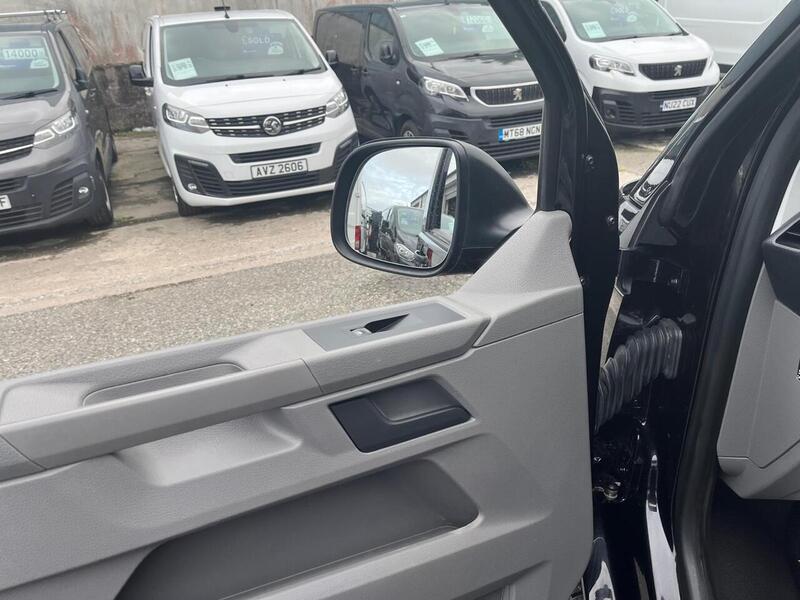 Volkswagen Transporter TDI T28 Startline - U15282