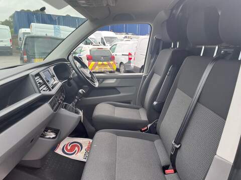 Volkswagen Transporter TDI T28 Startline - U15282