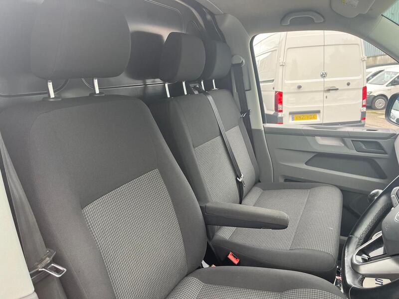 Volkswagen Transporter TDI T28 Startline - U15282