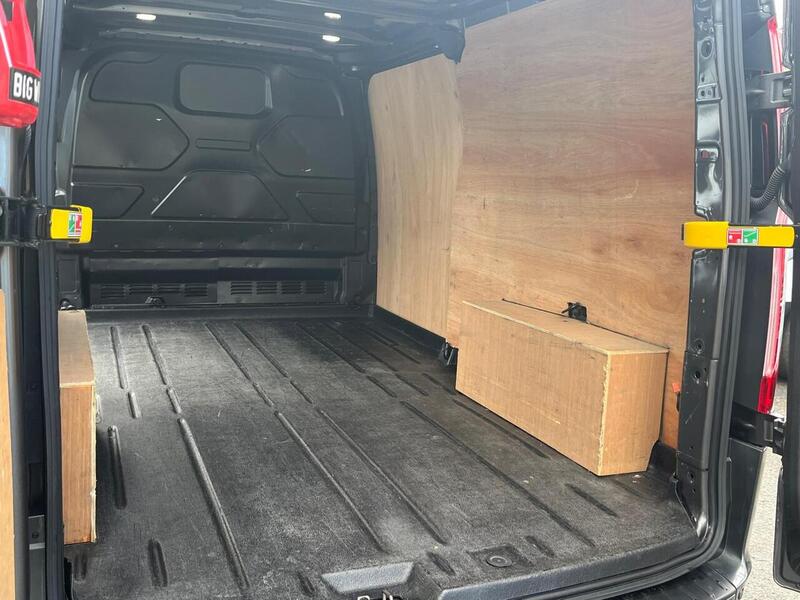 Ford Transit Custom 300 EcoBlue Limited - U15287