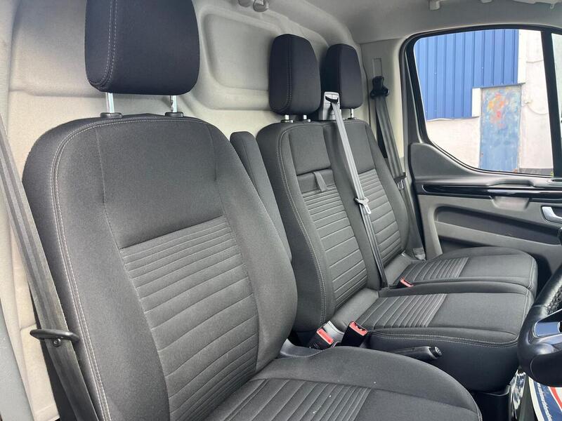 Ford Transit Custom 300 EcoBlue Limited - U15287