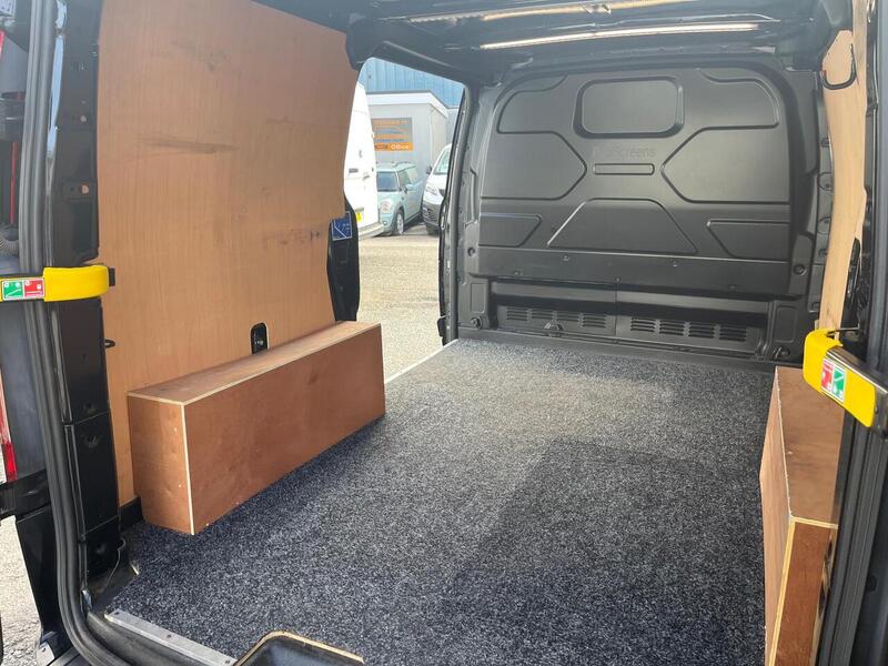Ford Transit Custom 280 EcoBlue Limited - U15288