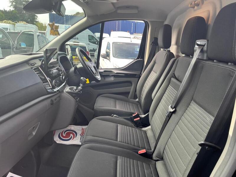 Ford Transit Custom 280 EcoBlue Limited - U15288