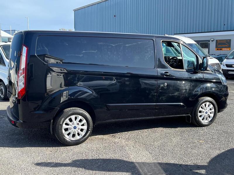 Ford Transit Custom 280 EcoBlue Limited - U15289
