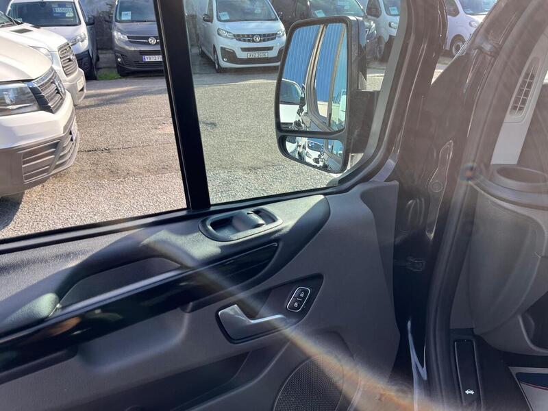 Ford Transit Custom 280 EcoBlue Limited - U15289