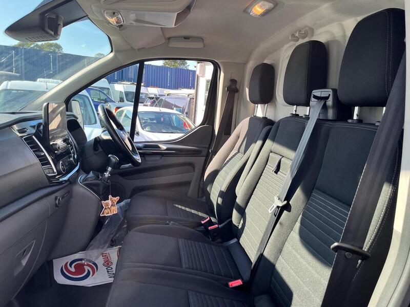 Ford Transit Custom 280 EcoBlue Limited - U15289