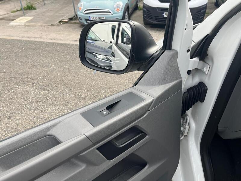 Volkswagen Transporter TDI T30 Startline - U15303