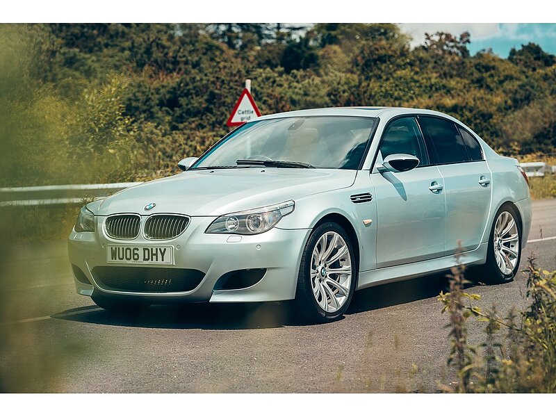 BMW M5 5.0 V10 SMG Euro 4 4dr