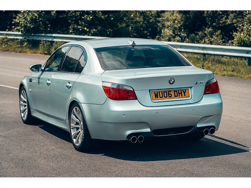 BMW M5 5.0 V10 SMG Euro 4 4dr