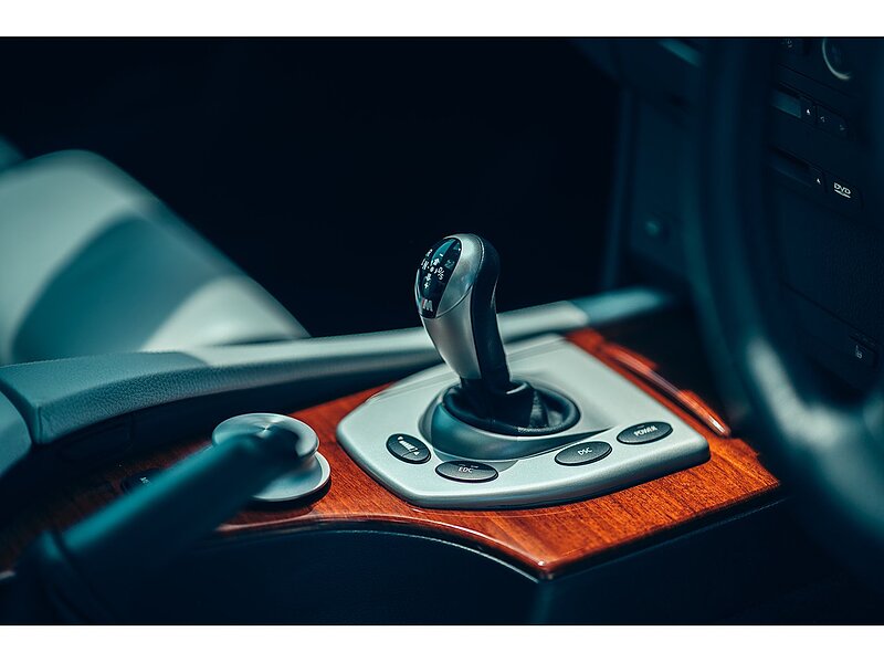 BMW M5 5.0 V10 SMG Euro 4 4dr