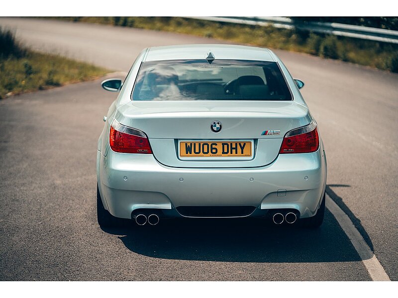 BMW M5 5.0 V10 SMG Euro 4 4dr