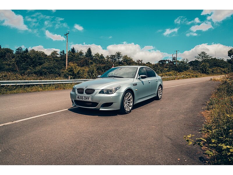BMW M5 5.0 V10 SMG Euro 4 4dr