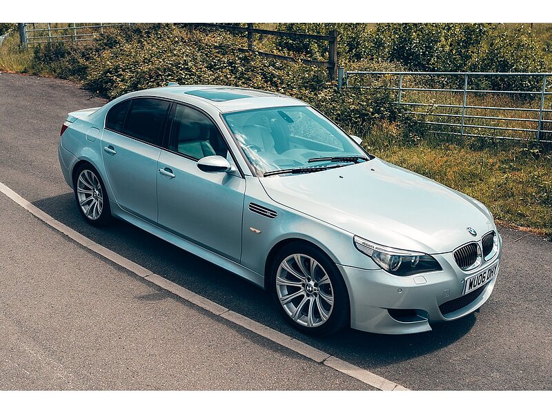BMW M5 5.0 V10 SMG Euro 4 4dr