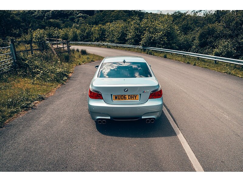 BMW M5 5.0 V10 SMG Euro 4 4dr
