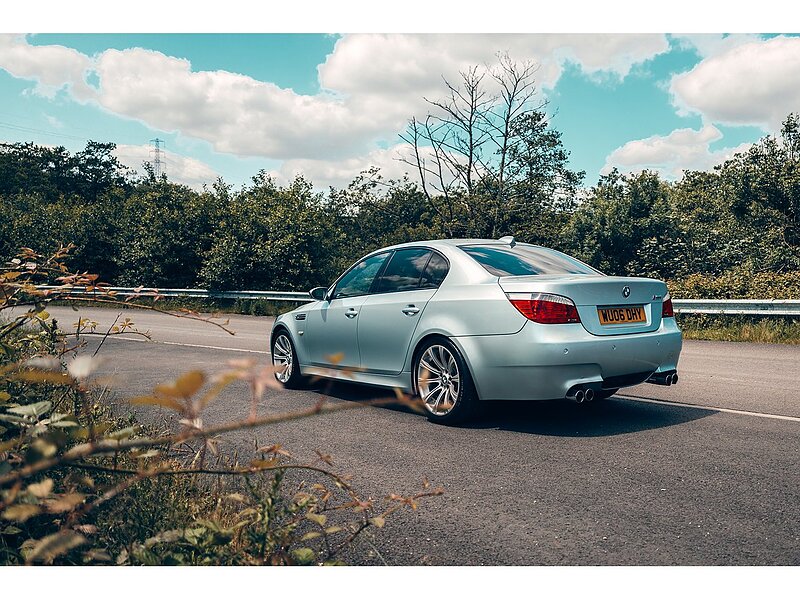 BMW M5 5.0 V10 SMG Euro 4 4dr