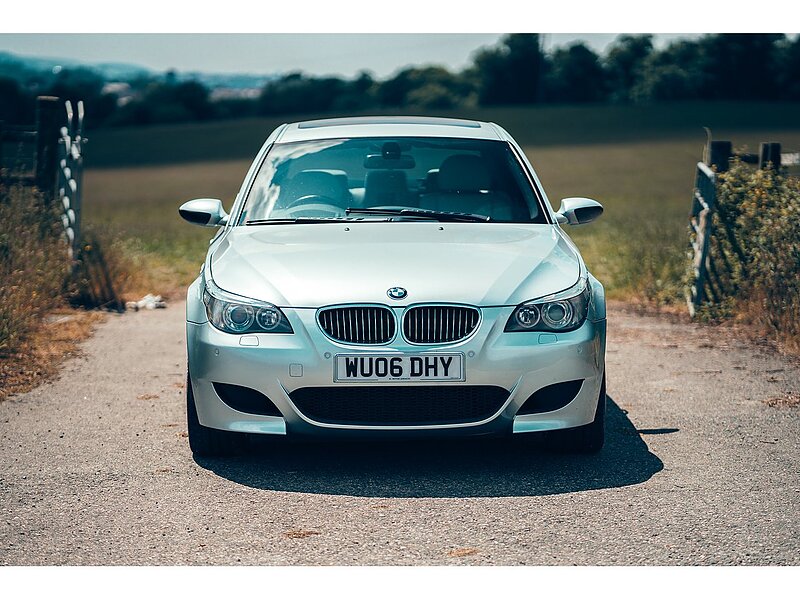 BMW M5 5.0 V10 SMG Euro 4 4dr