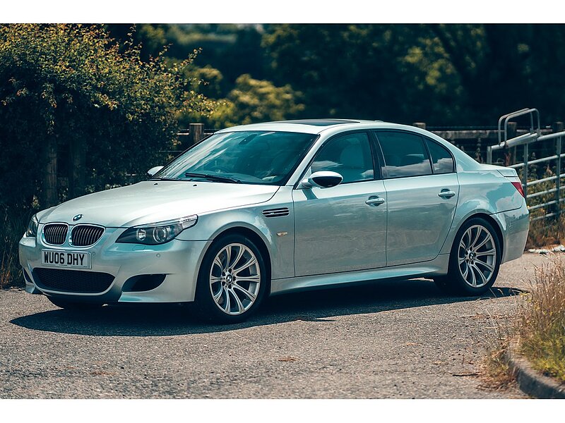 BMW M5 5.0 V10 SMG Euro 4 4dr