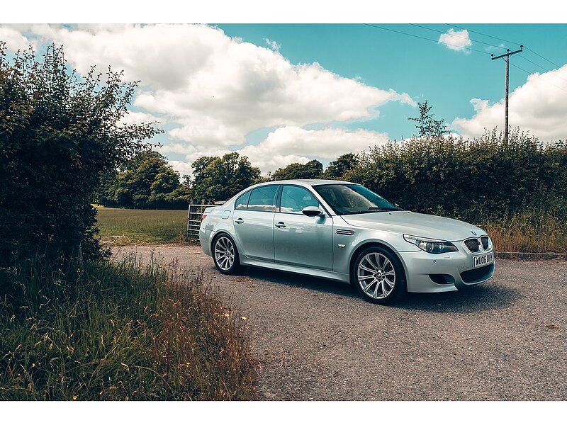 BMW M5 5.0 V10 SMG Euro 4 4dr