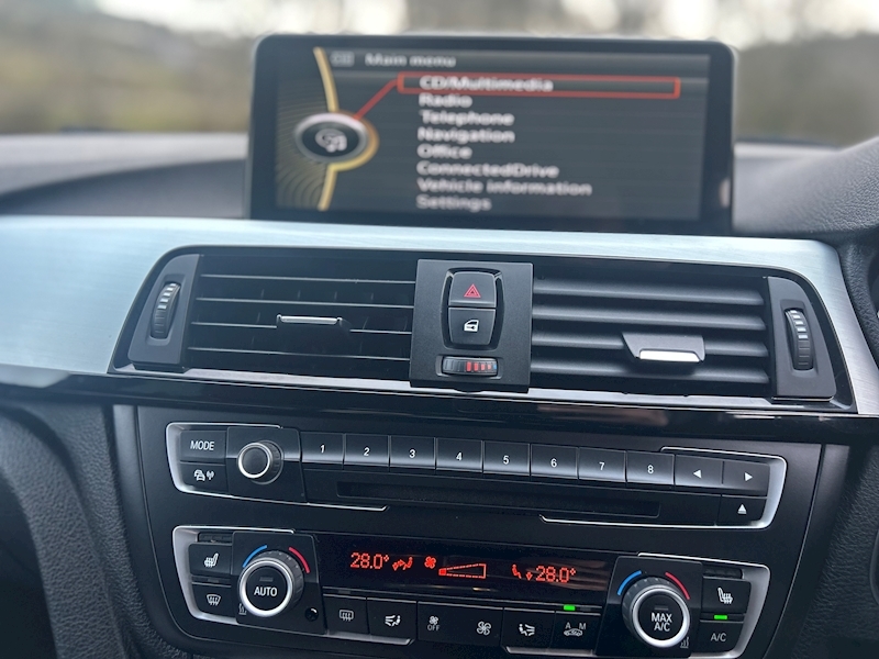 BMW 2.0 320d M Sport Touring 5dr Diesel Auto xDrive Euro 5 (s/s) (184 ps)