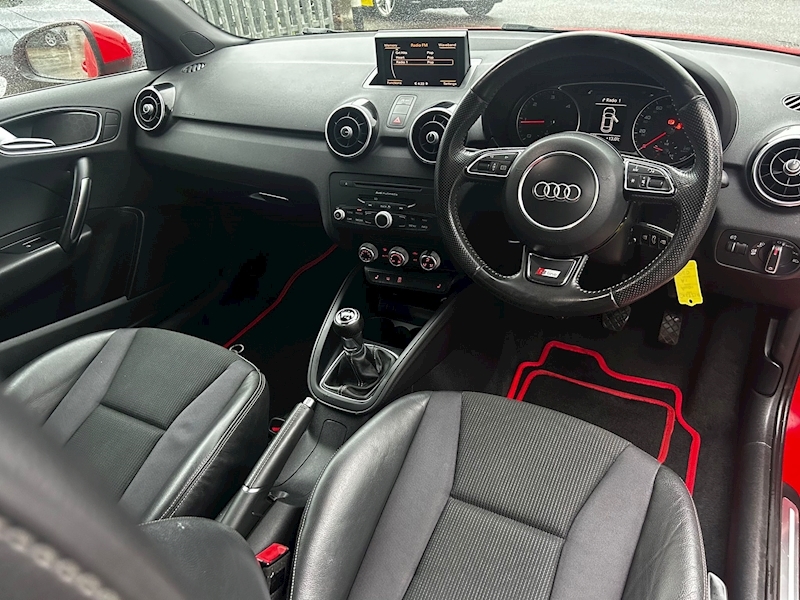 Audi 2.0 TDI Black Edition Hatchback 3dr Diesel Manual (108 g/km, 140 bhp)